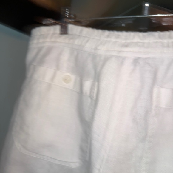 Vince White Linen Drawstring Button Fly Shorts 4” Inch Inseam size Medium EUC - Picture 4 of 15